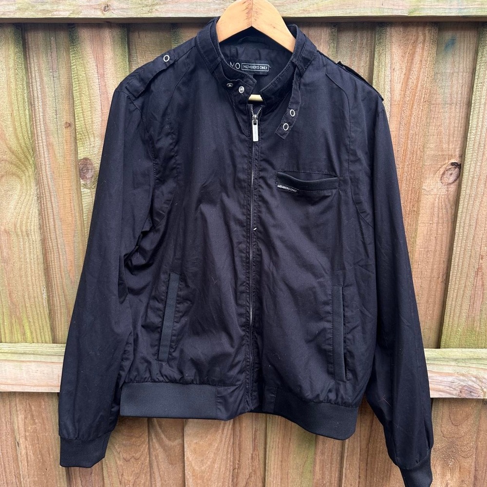 Members Only black Zip Up bomber jacket Size Large